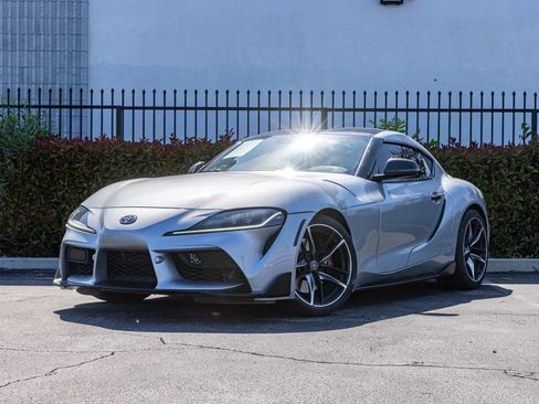 Used 2020 Toyota Supra Premium w/ Driver Assist Package RWD image 16