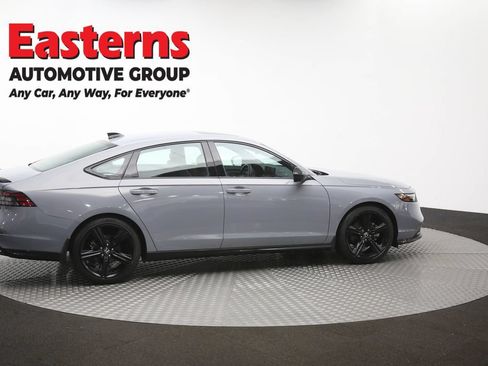 Used 2023 Honda Accord Sport image 45