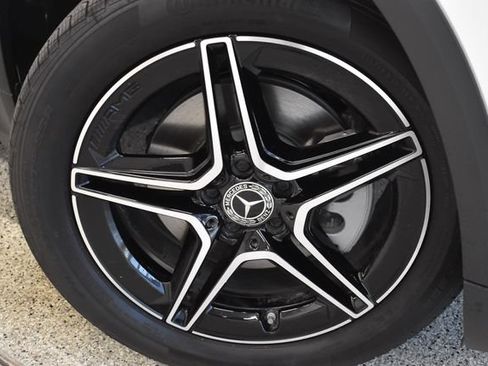 New 2026 Mercedes-Benz GLA 250 4MATIC image 30