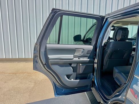 New 2027 Ford Expedition Platinum w/ Driver's Package AWD/4WD image 16