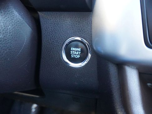 Used 2015 Toyota Highlander XLE image 24