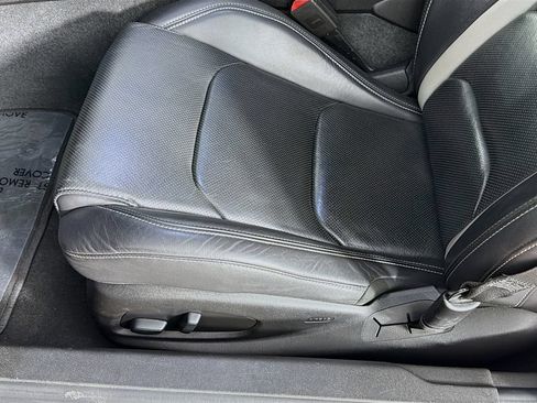 Used 2018 Chevrolet Camaro LT RWD image 25