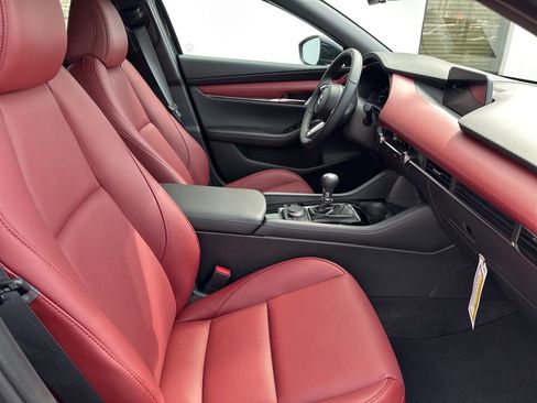 New 2026 MAZDA MAZDA3 2.5 S Hatchback w/ Premium Pkg FWD image 15