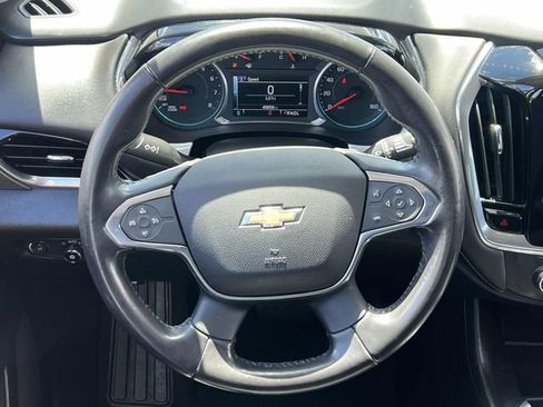Used 2019 Chevrolet Traverse LT FWD image 16
