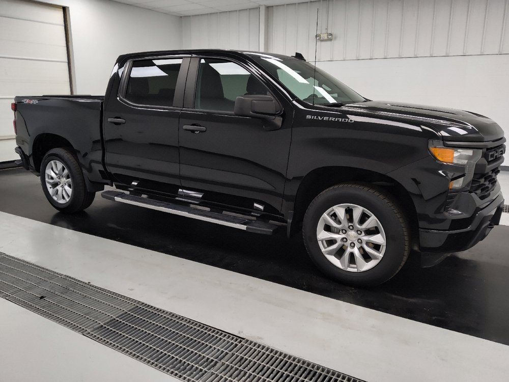 Used 2022 Chevrolet Silverado 1500 Custom AWD/4WD image 11