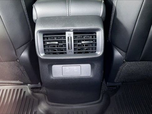 Certified 2025 Nissan Murano SL AWD/4WD image 32