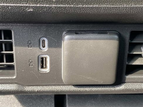 Used 2024 Chevrolet Silverado 2500 LT image 16