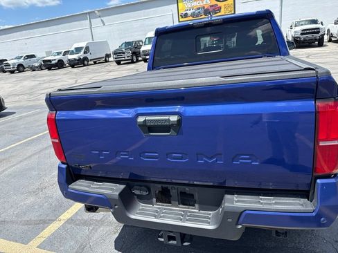 Used 2024 Toyota Tacoma TRD Off-Road AWD/4WD image 8