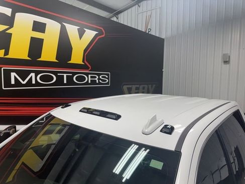 Used 2023 GMC Sierra 2500 SLT w/ SLT Convenience Package image 7