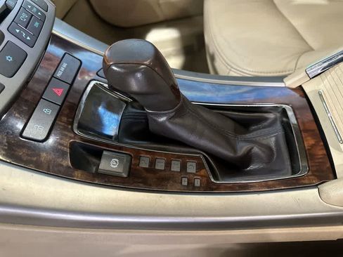 Used 2010 Buick LaCrosse CXL image 29