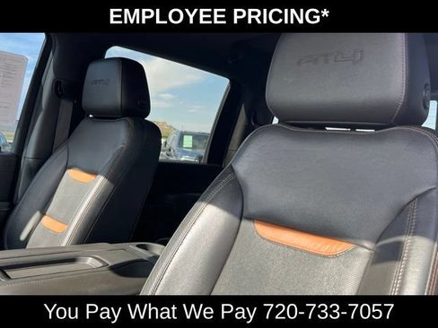 Used 2020 GMC Sierra 2500 AT4 w/ AT4 Premium Package AWD/4WD image 16