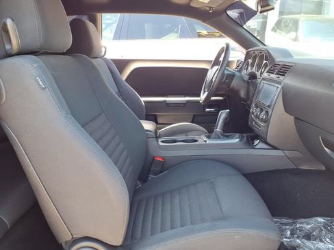 Used 2014 Dodge Challenger R/T RWD image 28