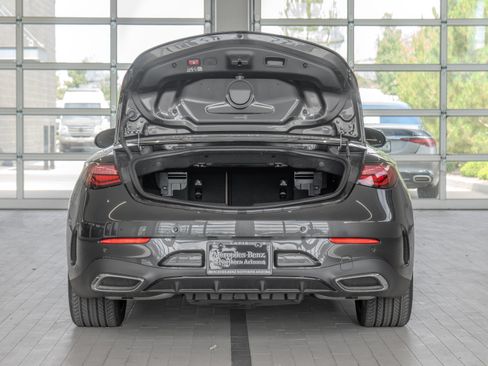 Used 2024 Mercedes-Benz CLE 300 4MATIC Cabriolet image 18