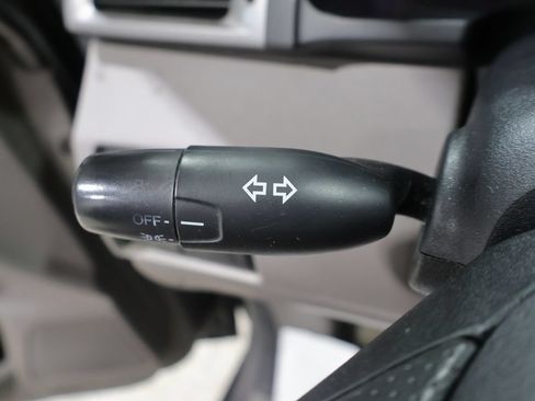 Used 2015 Honda Odyssey EX image 37