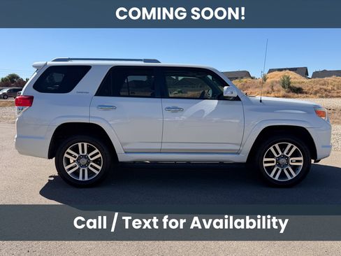 Used 2013 Toyota 4Runner Limited AWD/4WD image 4