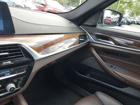 Used 2020 BMW M550i xDrive w/ Executive Package AWD/4WD image 26