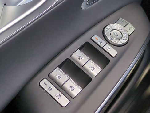 New 2026 Genesis GV70 2.5T Select image 25