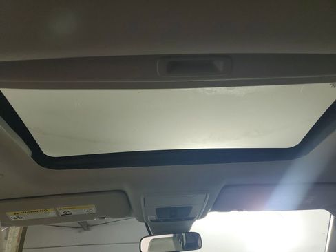 Used 2024 Honda CR-V EX image 16