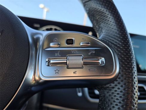 Used 2023 Mercedes-Benz GLS 450 4MATIC image 25