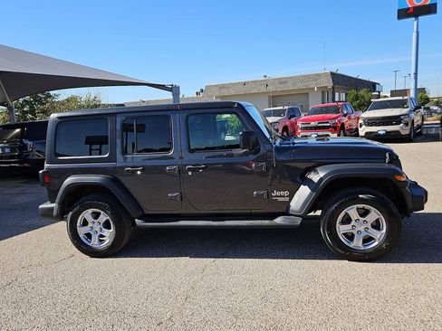 Used 2020 Jeep Wrangler Unlimited Sport S AWD/4WD image 9
