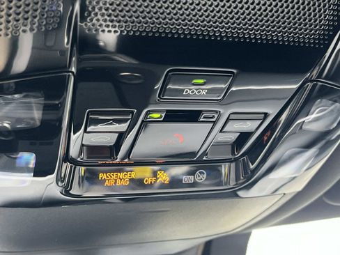 Used 2023 Lexus RX 350 Premium image 25