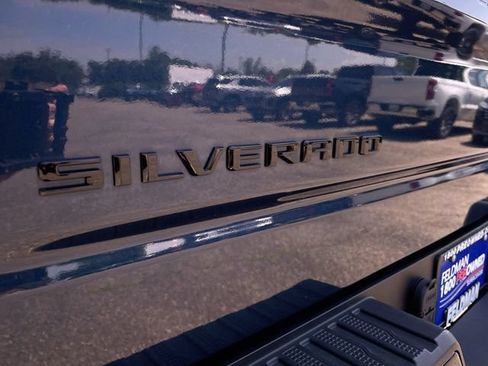 Used 2021 Chevrolet Silverado 1500 LT Trail Boss w/ Convenience Package II AWD/4WD image 32