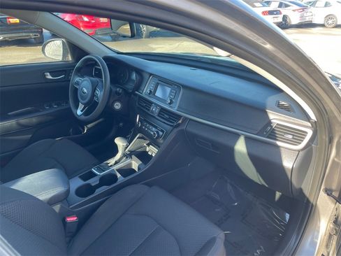 Used 2016 Kia Optima LX w/ LX Convenience Package image 16