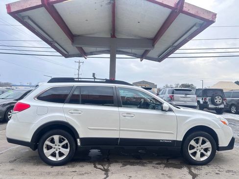 Used 2014 Subaru Outback 2.5i Premium image 4