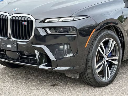 Certified 2025 BMW X7 M60i w/ Climate Comfort Package AWD/4WD image 11