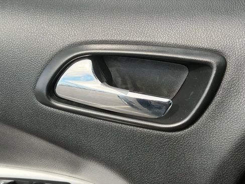 Used 2019 Dodge Journey SE w/ Connectivity Group image 14