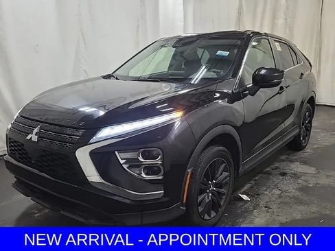 Used 2024 Mitsubishi Eclipse Cross LE AWD/4WD image 1