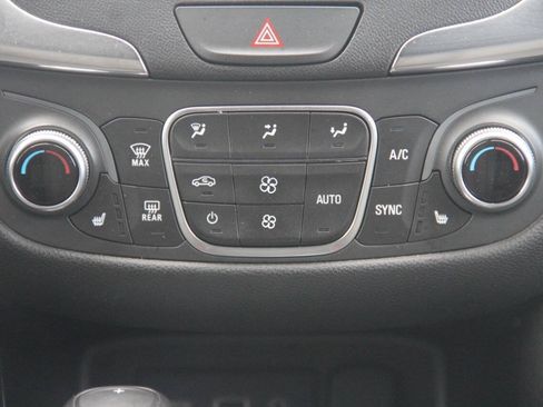 Used 2020 Chevrolet Equinox LT AWD/4WD image 20