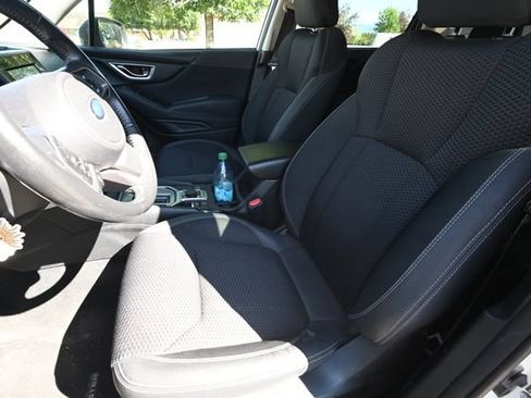 Used 2021 Subaru Forester Premium AWD/4WD image 6
