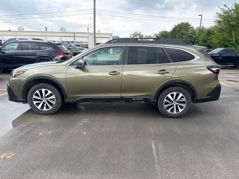 Used 2020 Subaru Outback Premium w/ Popular Package #1 AWD/4WD image 8