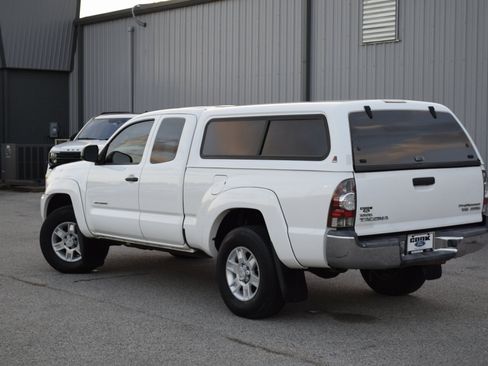 Used 2013 Toyota Tacoma PreRunner image 8