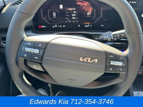 New 2026 Kia Sportage SX image 23