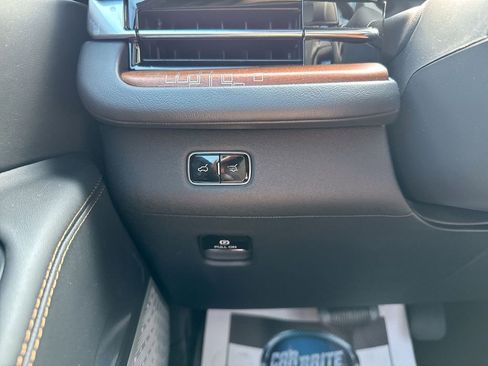 Used 2025 Lincoln Navigator Black Label AWD/4WD image 18