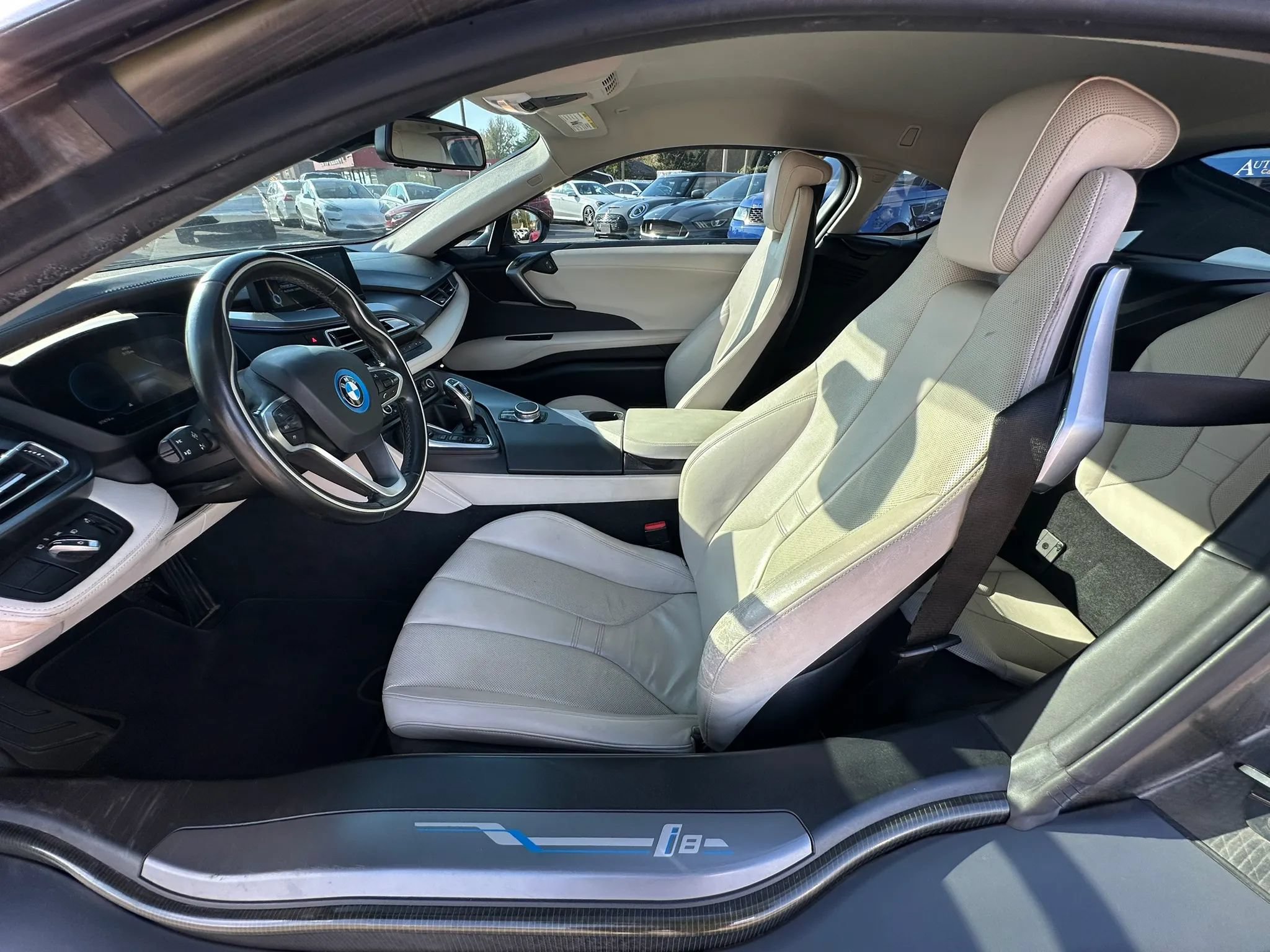 Used 2017 BMW i8 AWD/4WD image 17