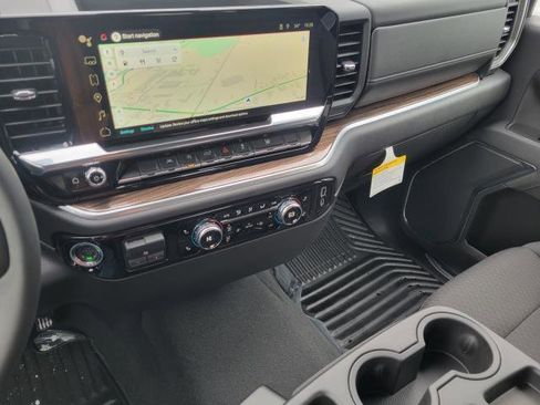 New 2026 GMC Sierra 1500 Elevation image 32