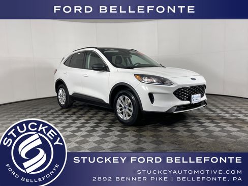 Used 2022 Ford Escape SE w/ Convenience Package image 1