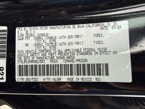 Used 2024 Toyota Tacoma TRD Off-Road image 14