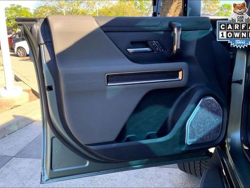 Used 2024 GMC Hummer EV 3X AWD/4WD image 23