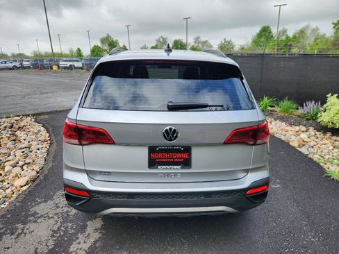 Certified 2024 Volkswagen Taos S image 4