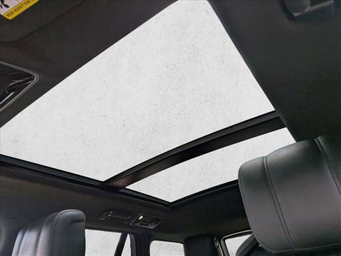 Used 2022 Land Rover Range Rover Westminster Edition AWD/4WD image 17