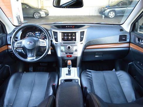 Used 2013 Subaru Outback 2.5i Limited image 14