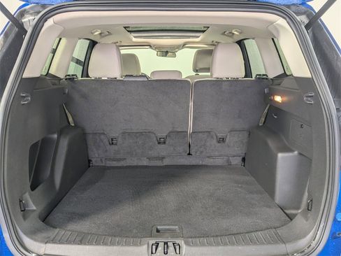 Used 2017 Ford Escape SE w/ SE Cold Weather Package image 25