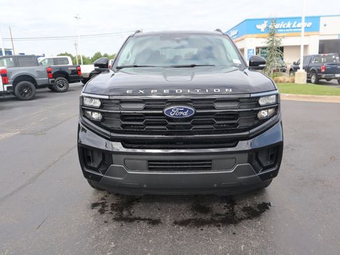New 2026 Ford Expedition Max Active AWD/4WD image 10