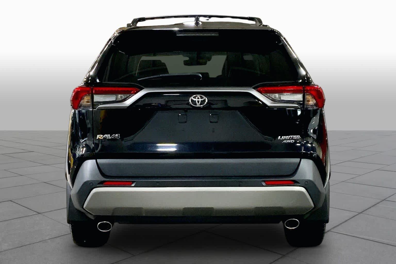 Certified 2023 Toyota RAV4 Limited AWD/4WD image 5