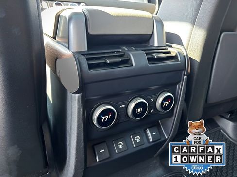 Used 2022 Land Rover Defender 110 X-Dynamic SE image 20