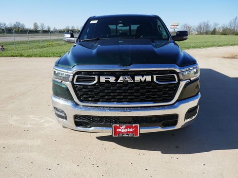 New 2026 RAM 1500 Big Horn AWD/4WD image 9